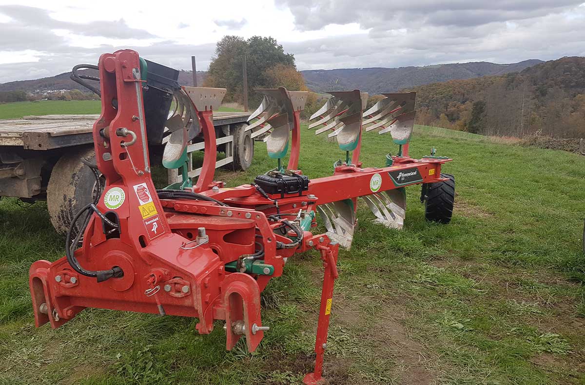 MR_Leihmaschine_Kverneland_Pflug4_Schar